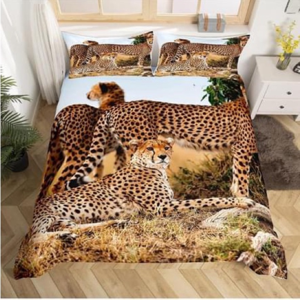 Full size duvet set with sham